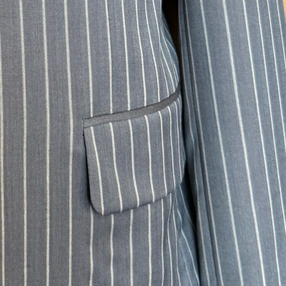 Blue Airfare chalk stripe turned lapel Single breasted 2 button suit. - Picture 5 of 5